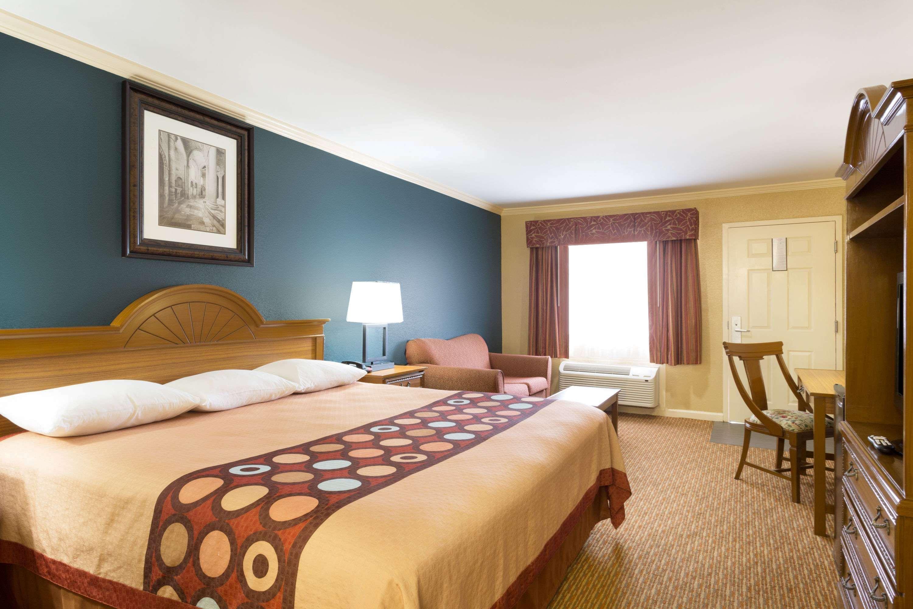 Hotel Super 8 By Wyndham Covington Exteriér fotografie